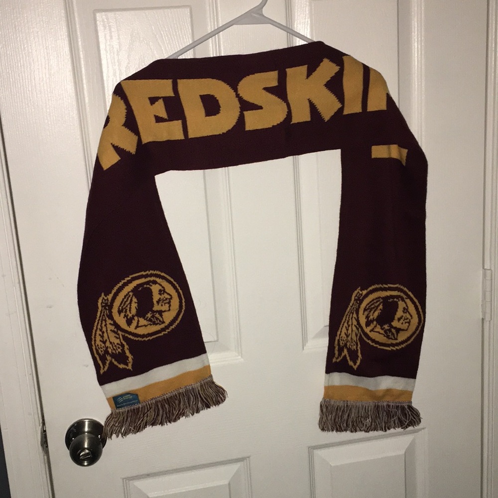 Washington Redskins football winter scarf HTTR